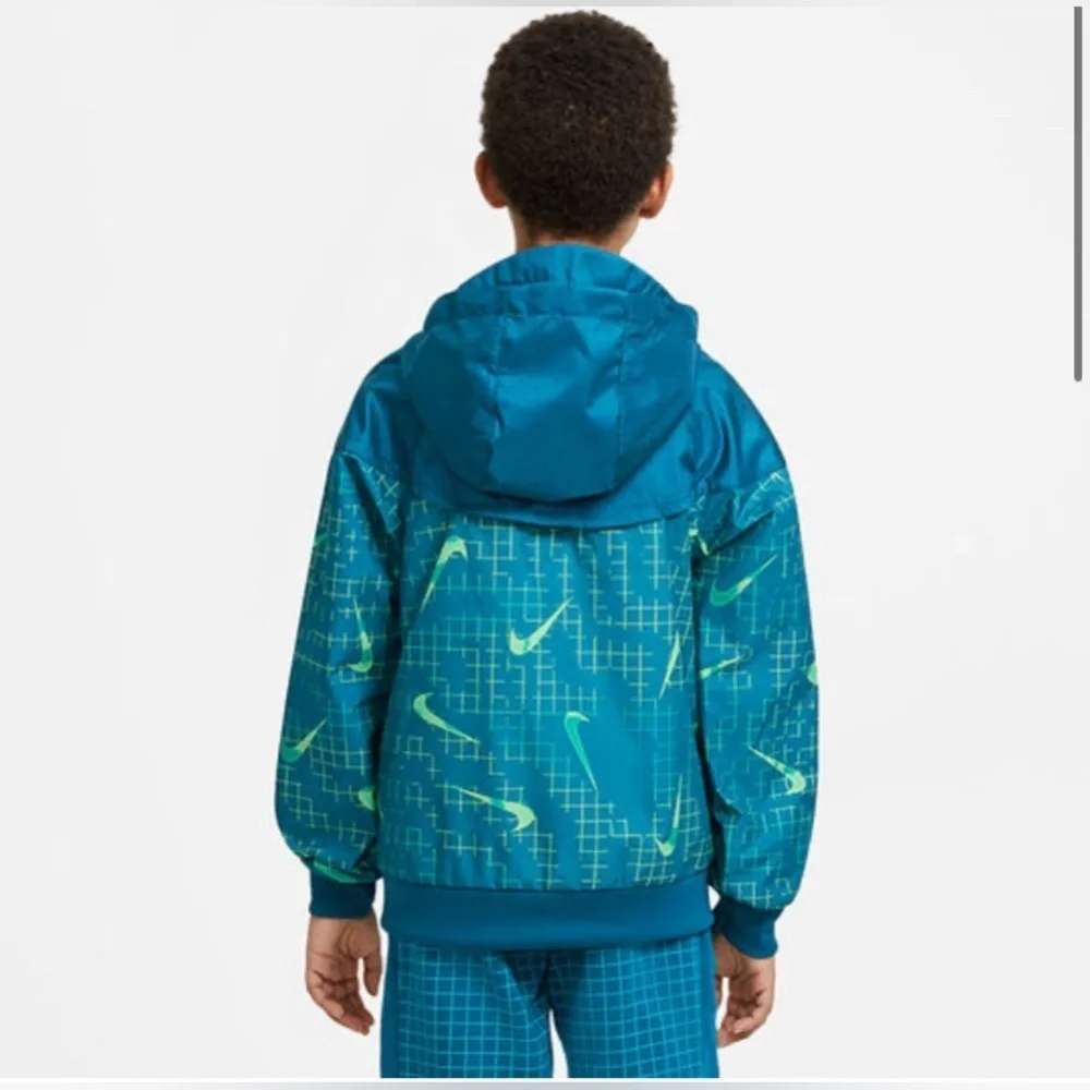 Nike Junior Boys' Sportswear Windrunner Jacket, Size XL